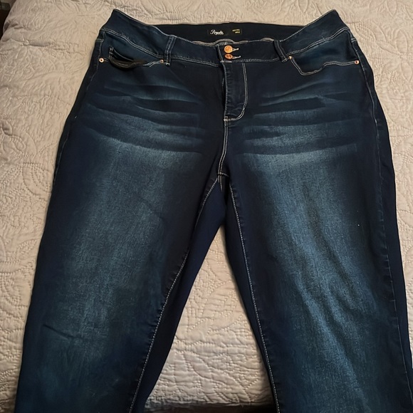 Royalty for me high rise jeans 16W - Picture 2 of 6